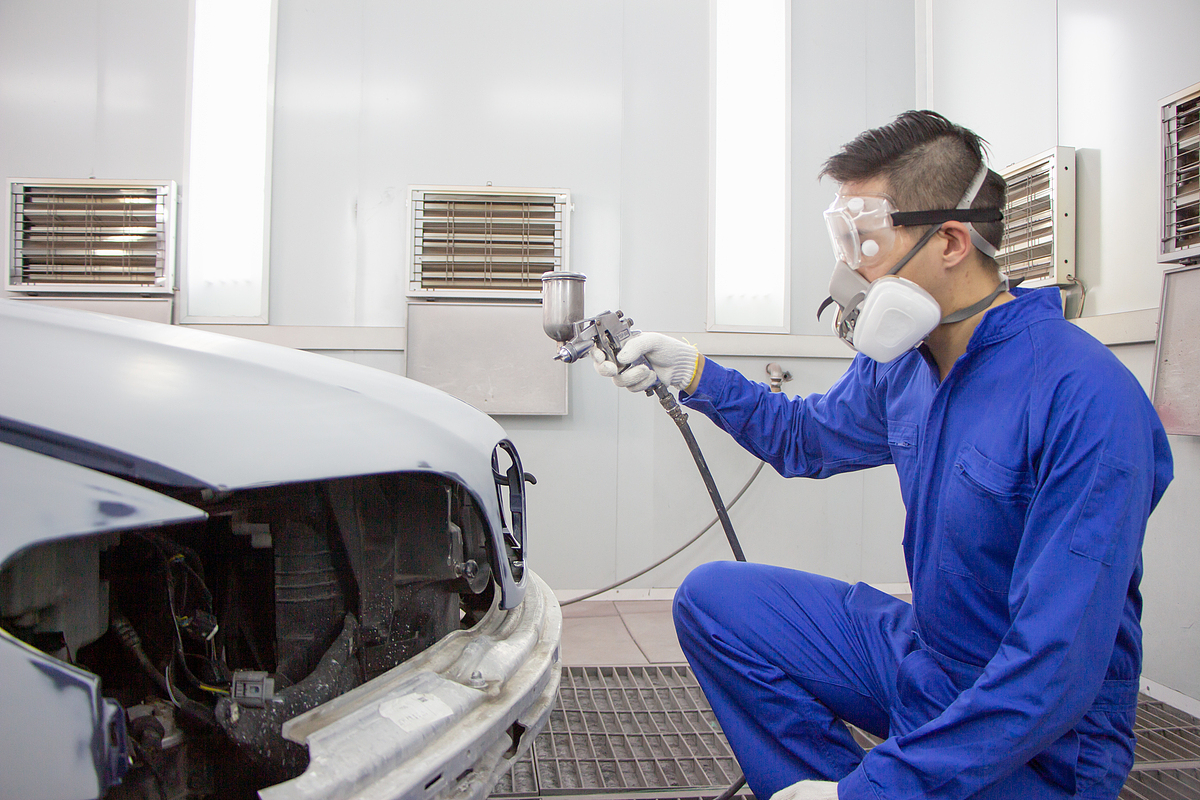 What PPE to equip for automotive manufacturing?